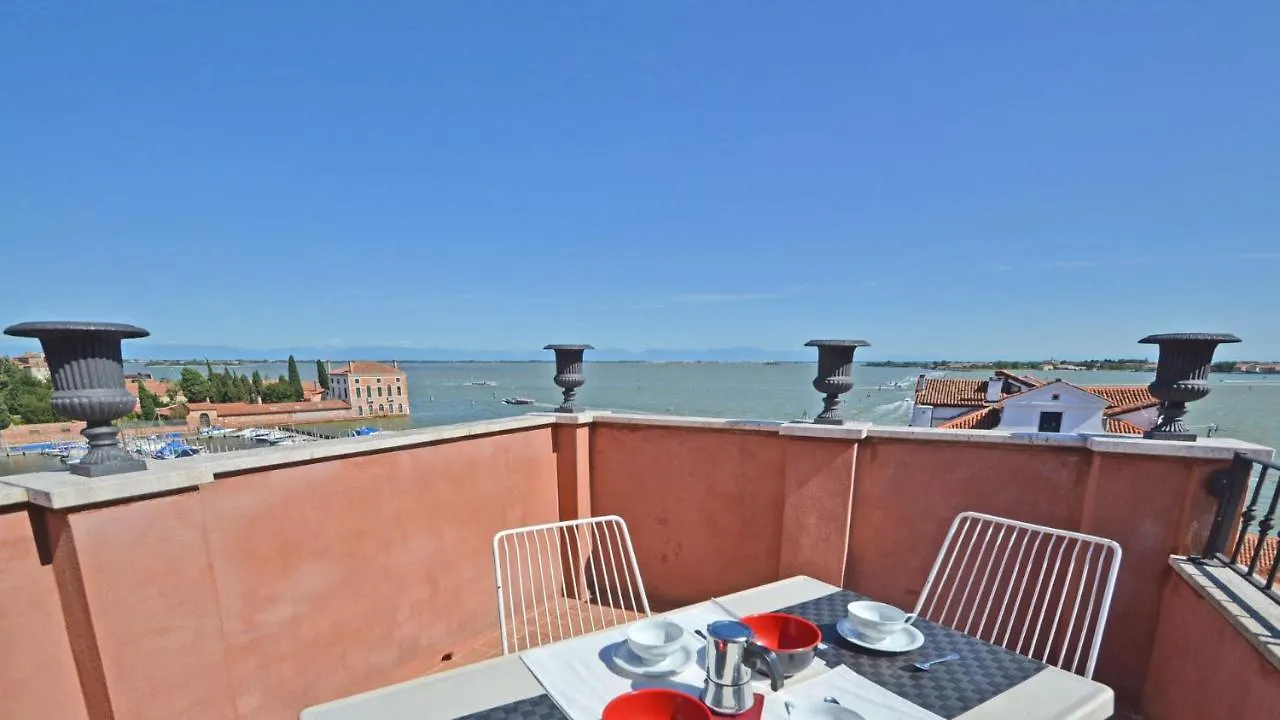 Boldu Terrace Apartment Venice